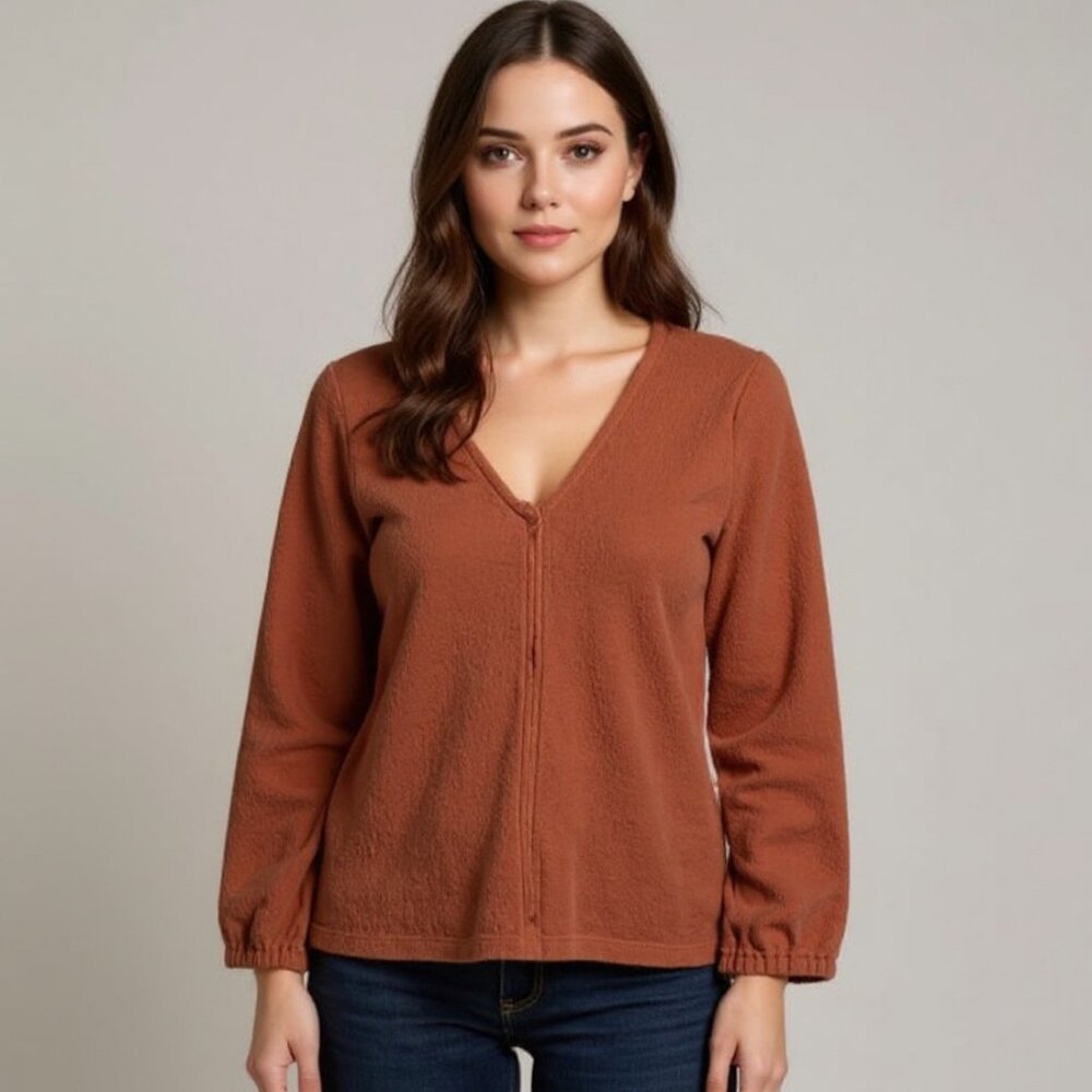 Women's V-Neck Long Sleeve Top in Rust